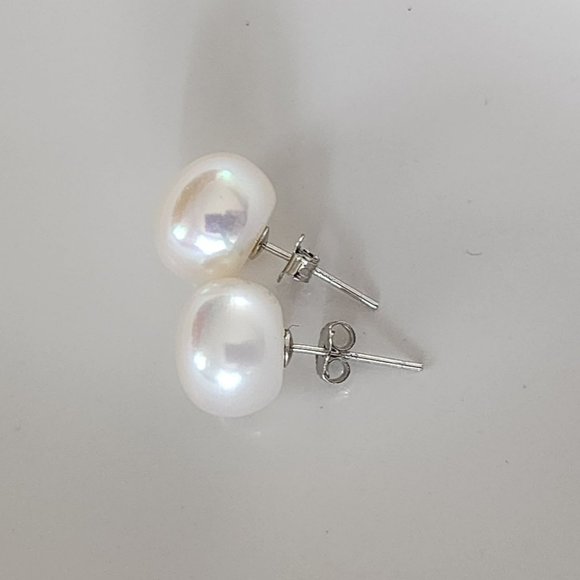 925‎ Sterling Silver 11mm Button White Cultured Freshwater Pearl Stud Earrings - Picture 8 of 12